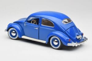 Volkswagen Beetle Modrý Bburago 1:18 23124646 Kov – obrázok 7 z 8