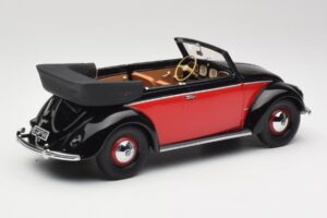 Volkswagen Beetle Kabriolet Čierny & Červený Minichamps 1:18 107054132 Živica – obrázok 2 z 6