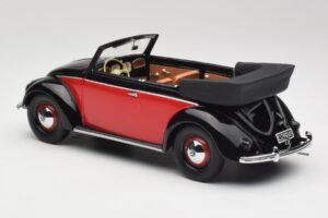 Volkswagen Beetle Kabriolet Čierny & Červený Minichamps 1:18 107054132 Živica – obrázok 5 z 6