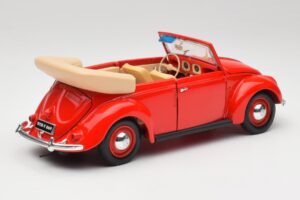 Volkswagen Kabriolet Ruby Červený Maisto 1:18 32826 Kov – obrázok 3 z 8