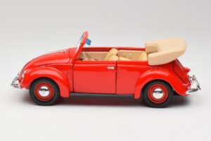 Volkswagen Kabriolet Ruby Červený Maisto 1:18 32826 Kov – obrázok 4 z 8