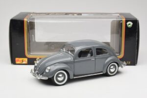 Volkswagen Export Sedan Agave Grey Maisto 1:18 100299 Kov – obrázok 8 z 8
