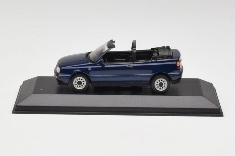 Volkswagen Golf Mk3 Kabriolet Maritime Modrý Minichamps 1:43 400055530 Kov