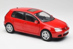 Volkswagen Golf Mk5 4-Door Tornado Červený Bburago 1:18 GOLF001 Kov – obrázok 6 z 8