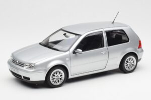 Volkswagen Golf Mk5 GTI Strieborný Norev 1:18 188570 Kov