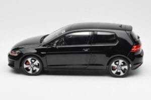 Volkswagen Golf Mk7 GTI Čierny Norev 1:18 188550 Kov – obrázok 4 z 8