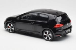 Volkswagen Golf Mk7 GTI Čierny Norev 1:18 188550 Kov – obrázok 7 z 8