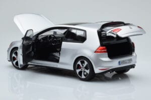 Volkswagen Golf GTI Mk7 Reflex Strieborný Norev 1:18 188551 Kov – obrázok 5 z 8