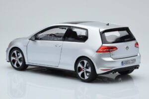 Volkswagen Golf GTI Mk7 Reflex Strieborný Norev 1:18 188551 Kov – obrázok 7 z 8