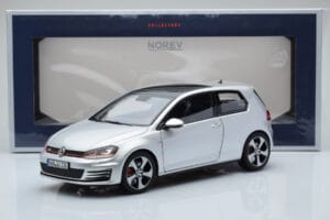 Volkswagen Golf GTI Mk7 Reflex Strieborný Norev 1:18 188551 Kov – obrázok 8 z 8