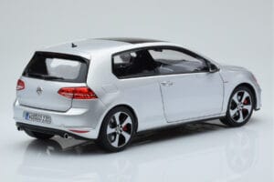 Volkswagen Golf GTI Mk7 Reflex Strieborný Norev 1:18 188551 Kov – obrázok 3 z 8