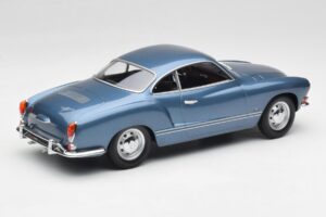 Volkswagen Karmann Ghia Coupe Neptune Modrý Minichamps 1:18 155054022 Kov – obrázok 2 z 6