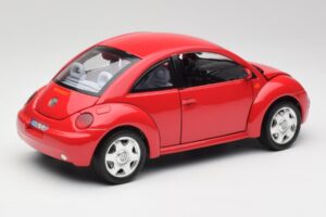 Volkswagen New Beetle Červený Bburago 1:18 3342 Kov – obrázok 3 z 8