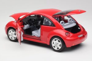 Volkswagen New Beetle Červený Bburago 1:18 3342 Kov – obrázok 5 z 8