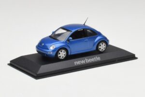 Volkswagen New Beetle Satellite Modrý Minichamps 1:43 430058004 Kov – obrázok 2 z 4