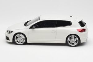 Volkswagen Scirocco Mk3 R Phase 1 Biely Otto 1:18 OT1090 Živica – obrázok 3 z 6