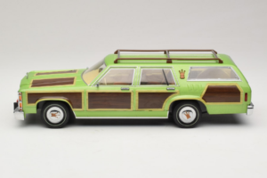 Wagon Queen Family Truckster National Lampoon's Vacation GreenLight 1:18 19013 Kov – obrázok 3 z 6
