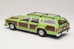 Wagon Queen Family Truckster National Lampoon's Vacation GreenLight 1:18 19013 Kov – obrázok 5 z 6