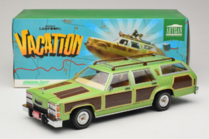 Wagon Queen Family Truckster National Lampoon's Vacation GreenLight 1:18 19013 Kov – obrázok 6 z 6