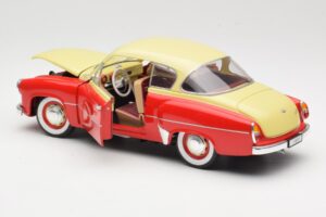 Wartburg 311 Coupe Červený & Béžový Revell 1:18 8418 Kov – obrázok 5 z 8