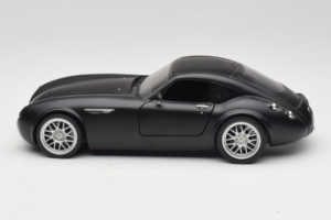 Wiesmann GT MF Matte Black Revell 1:18 WIESMANN002 Kov – obrázok 4 z 8