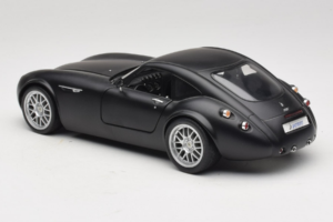 Wiesmann GT MF Matte Black Revell 1:18 WIESMANN002 Kov – obrázok 7 z 8
