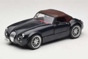 Wiesmann Roadster MF Carbon Black Revell 1:18 WIESMANN001 Kov – obrázok 3 z 9