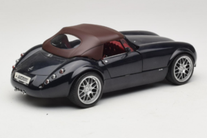 Wiesmann Roadster MF Carbon Black Revell 1:18 WIESMANN001 Kov – obrázok 4 z 9