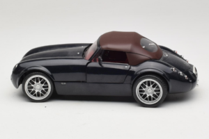 Wiesmann Roadster MF Carbon Black Revell 1:18 WIESMANN001 Kov – obrázok 5 z 9