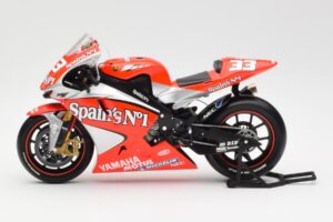 Yamaha YZR-M1 Gauloises Fortuna Yamaha #7 C. Checa MotoGP 2004 Minichamps 1:12 122043007 Kov