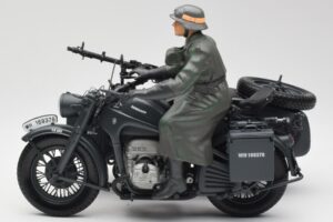 Zundapp KS 750 Sajdkár Walkure Schuco 1:10 450651900 Kov – obrázok 4 z 7