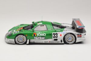 Nissan R390 GT1 #33 S. Motoyama / T. Kurosawa / M. Kageyama 24 Hours of Le Mans 1998 GT Spirit 1:18 GT1003 Živica – obrázok 3 z 6