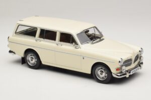 Volvo Amazon Kombi Pearl White Norev 1:18 188750 Kov – obrázok 4 z 6