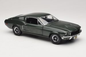 Ford Mustang GT Bullitt s Figúrkou Stevea McQueena Greenlight 1:18 12885 Kov – obrázok 6 z 8