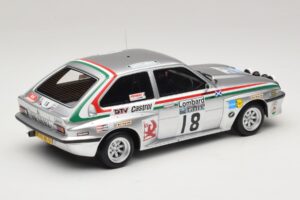 Vauxhall Chevette 2300 HSR J. McRae / M. Nicholson Lombard RAC Rally 1980 Otto 1:18 OT1225 Živica – obrázok 2 z 6