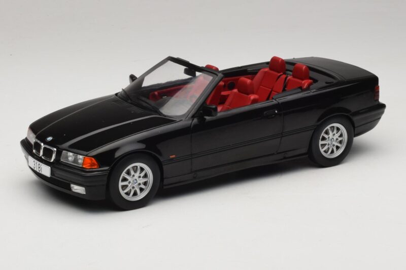 BMW 3 Series E36 Kabriolet Čierny MCG 1:18 MCG18318 Kov