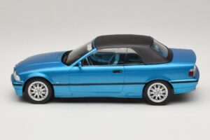 BMW 3 Series E36 Kabriolet Modrý Metalíza MCG 1:18 MCG18319 Kov – obrázok 4 z 7