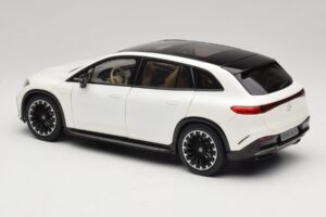 Mercedes EQS SUV X296 Manufaktur Diamond White NZG 1:18 B66960590 Kov – obrázok 7 z 8