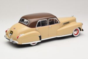 Cadillac Fleetwood Series 60 Special Béžový MCG 1:18 MCG18656 Kov – obrázok 2 z 6