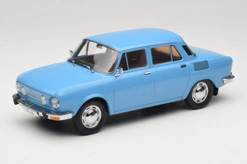 Skoda 100 LS Svetlomodrá MCG 1:18 MCG18782 Kov