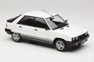 Renault 11 Turbo Biely MCG 1:18 MCG18589 Kov – obrázok 4 z 6