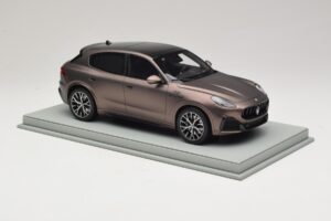 Maserati Grecale Bronzový BBR 1:18 P18220FMAS Živica – obrázok 4 z 7
