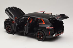 BMW XM G09 Matt Black Minichamps 1:18 110023301 Kov – obrázok 5 z 8