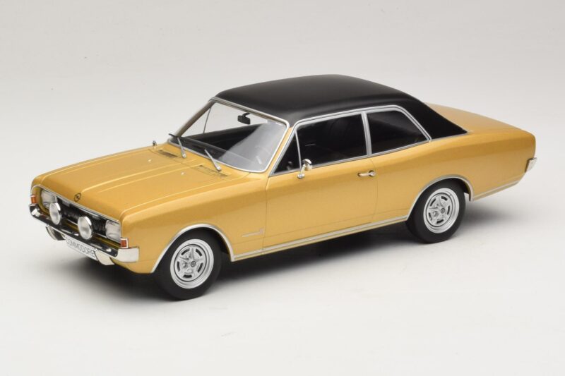 Opel Commodore A Béžový MCG 1:18 MCG18559 Kov
