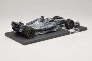 Alfa Romeo Orlen C42 R. Kubica Testing Barcelona 2022 Minichamps 1:18 117229988 Živica – obrázok 2 z 7