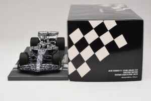 Alfa Romeo Orlen C42 V. Bottas Testing Barcelona 2022 Minichamps 1:18 117229977 Živica – obrázok 6 z 7
