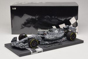 Alfa Romeo Orlen C42 V. Bottas Testing Barcelona 2022 Minichamps 1:18 117229977 Živica – obrázok 7 z 7