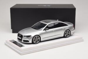 Audi S6 C7 Florett Silver Metallic IVY Merit 1:18 REMC038 Živica – obrázok 7 z 7