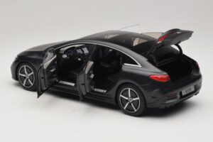 Mercedes EQE V295 Graphite Grey Magno NZG 1:18 B66961108 Kov – obrázok 7 z 8