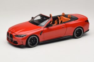 BMW M4 G83 Kabriolet Red Metallic Minichamps 1:18 110021030 Kov